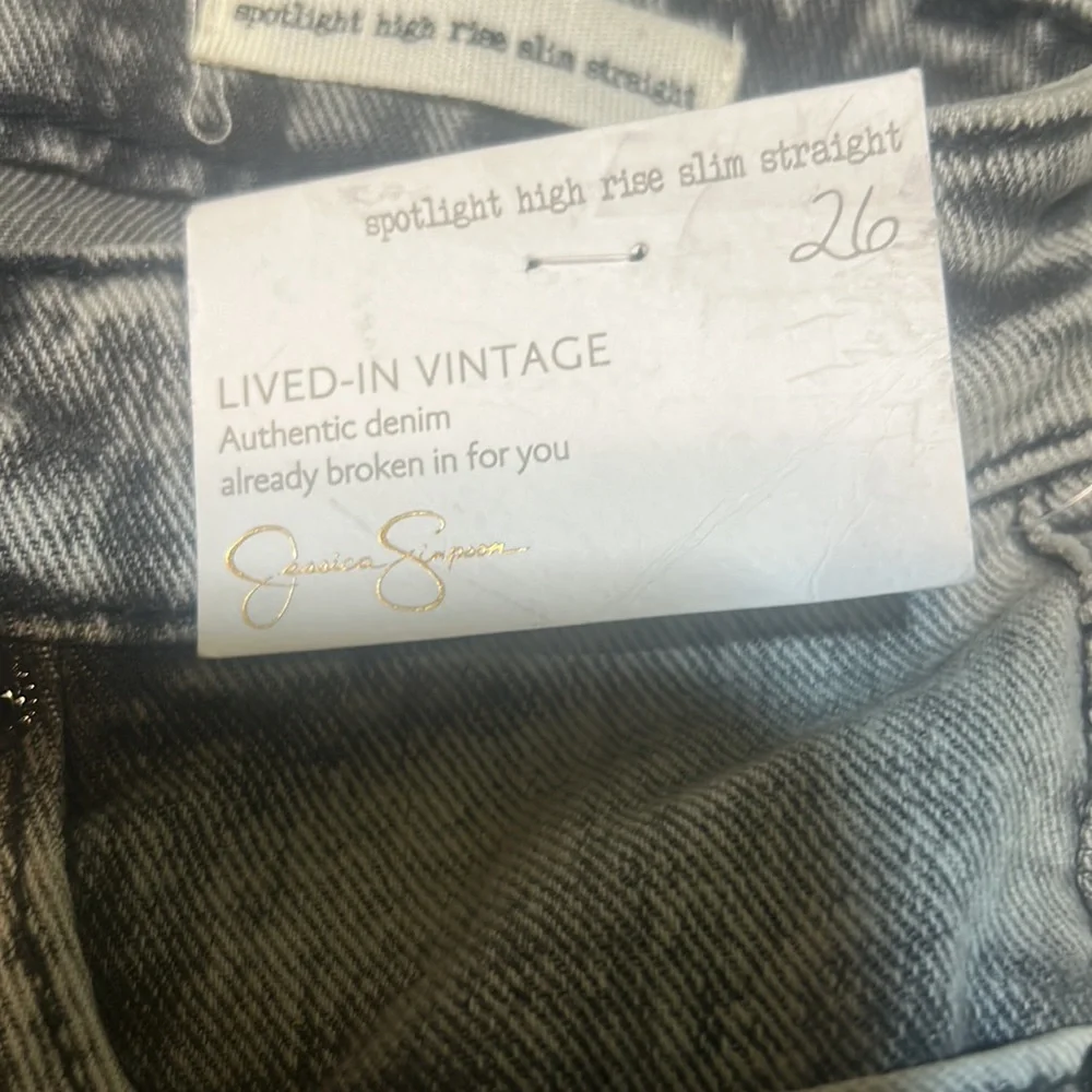 Jessica Simpson authentic lived 99%